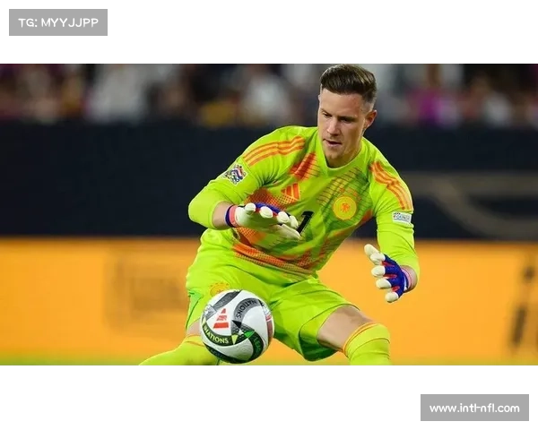 特尔施特根赫罗纳首秀,33岁门将生涯新篇章